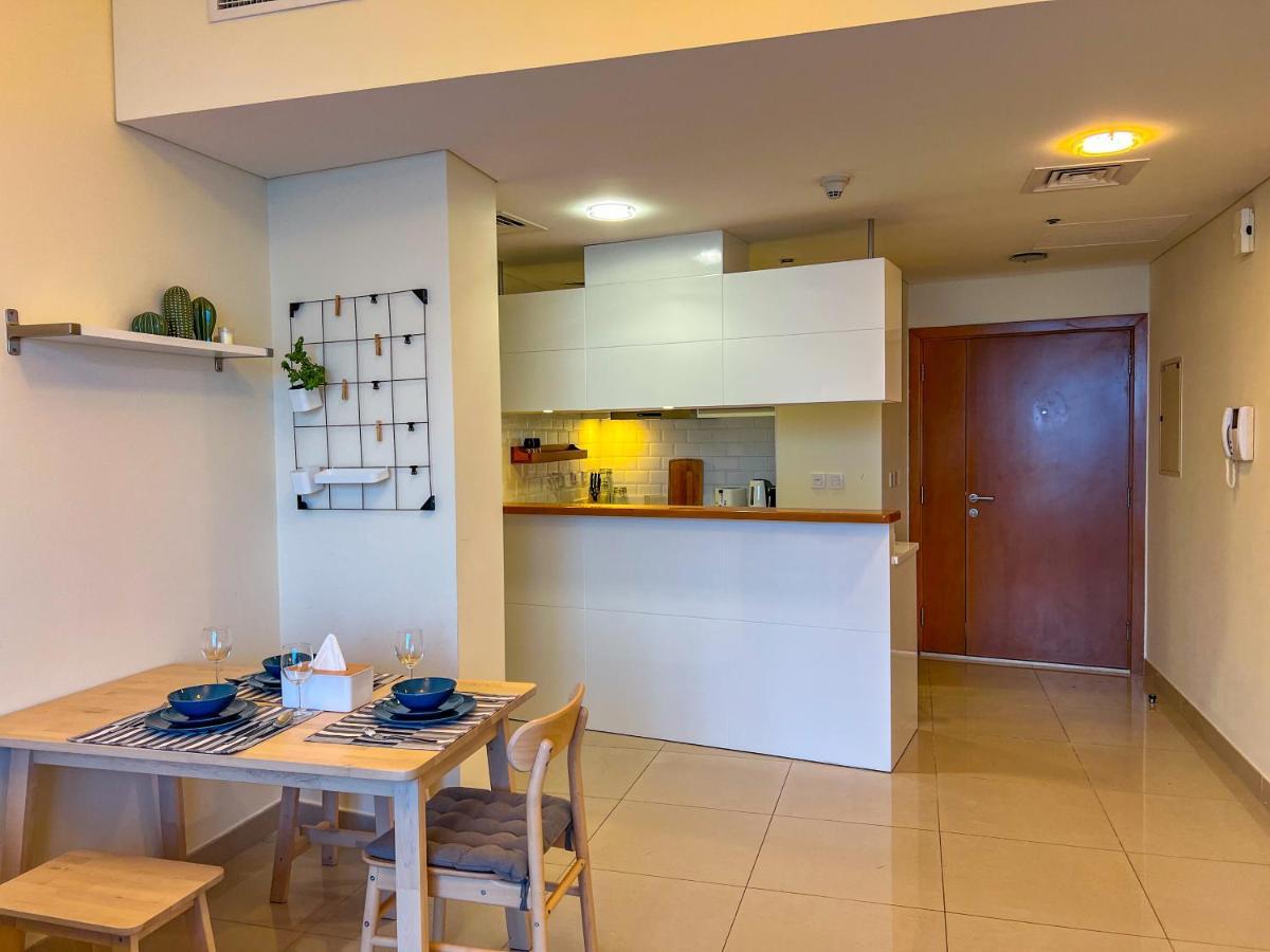 Exquisite, Luxe 1Bd Apartment, Unparalleled Sea Views, Prime Dubai Marina Location & Full Kitchen By "La Buena Vida Holiday Homes Exterior foto