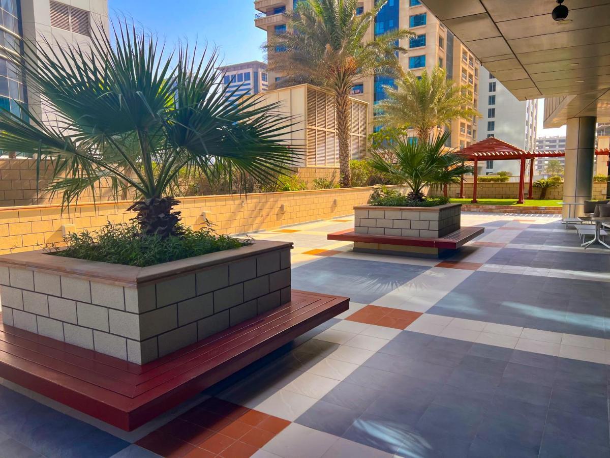 Exquisite, Luxe 1Bd Apartment, Unparalleled Sea Views, Prime Dubai Marina Location & Full Kitchen By "La Buena Vida Holiday Homes Exterior foto